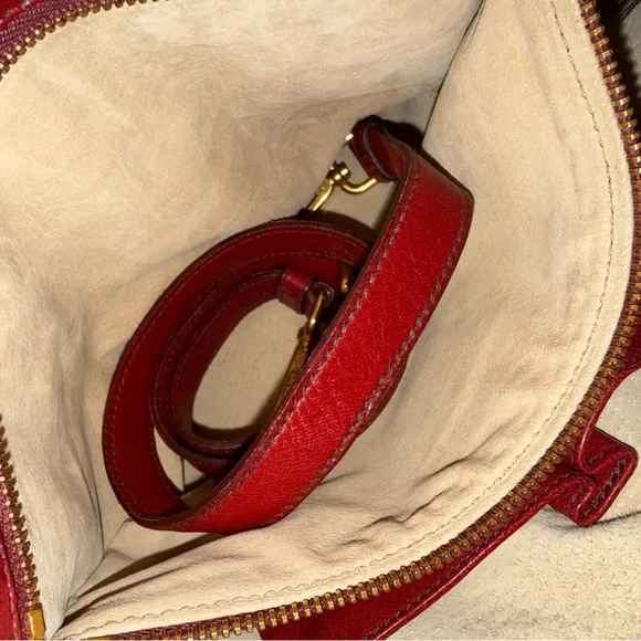 Prada bag - Picture 6 of 11